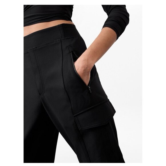 Athleta Size 10 Endless High Rise Cargo Pants in black - Picture 14 of 15